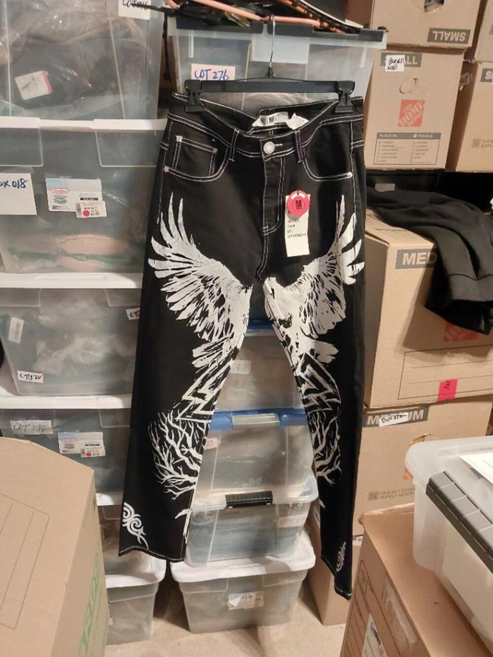 NEW !  MQ RhWS Men Black Slim Denim Jeans With A Large White Eagle Wings Sz 30